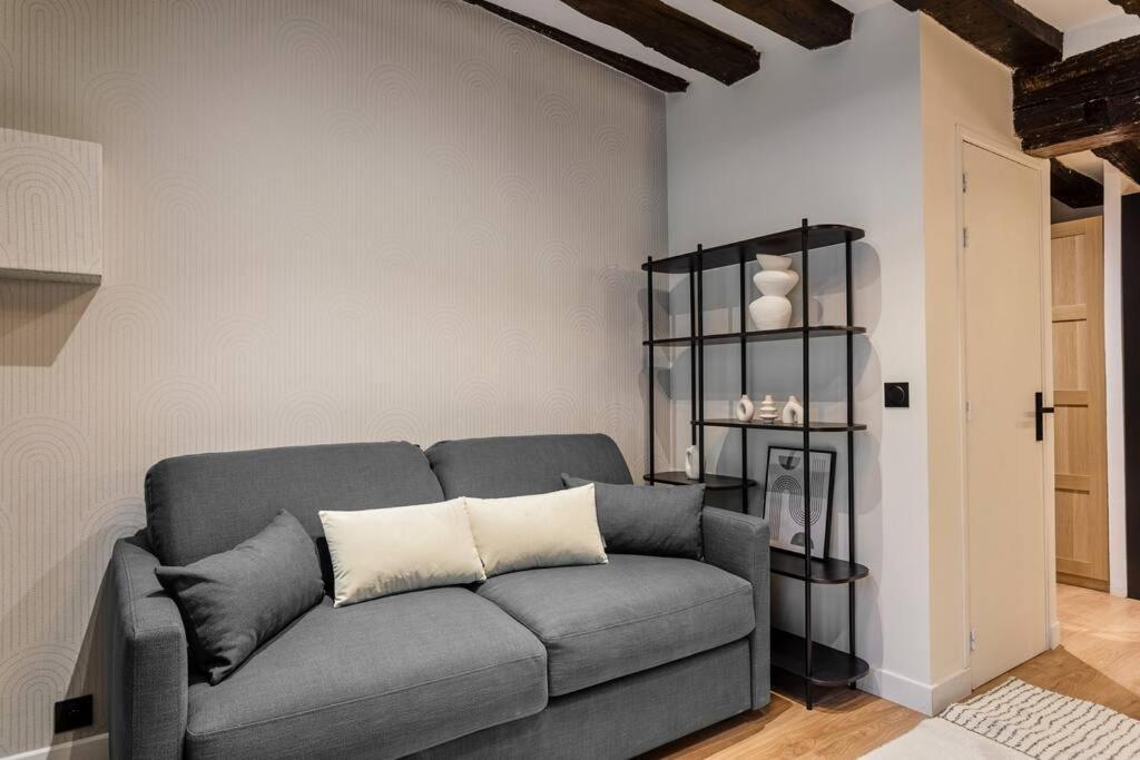 Appartement Typical Parisian In Le Marais#4 Pers Parijs