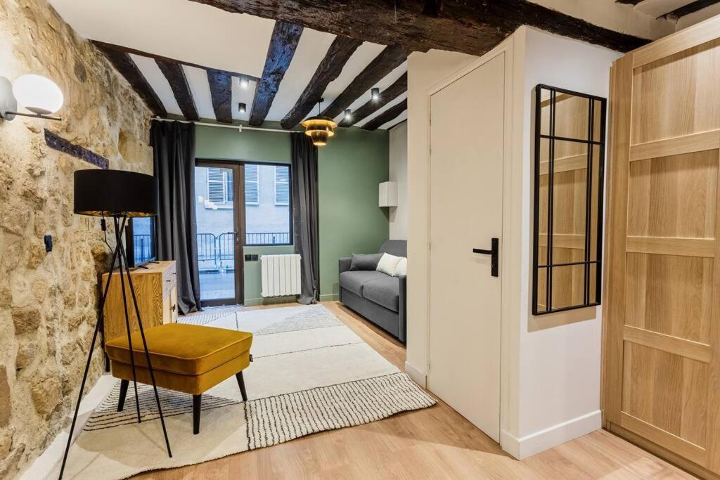 Appartement Typical Parisian In Le Marais#4 Pers